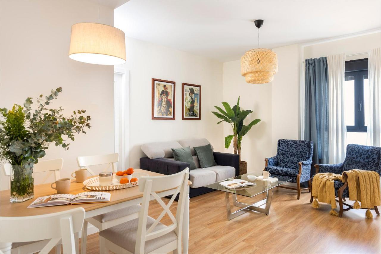 Deluxe Astoria Triana II Acogedor Y Tranquilo Apartment Sevilla Bagian luar foto